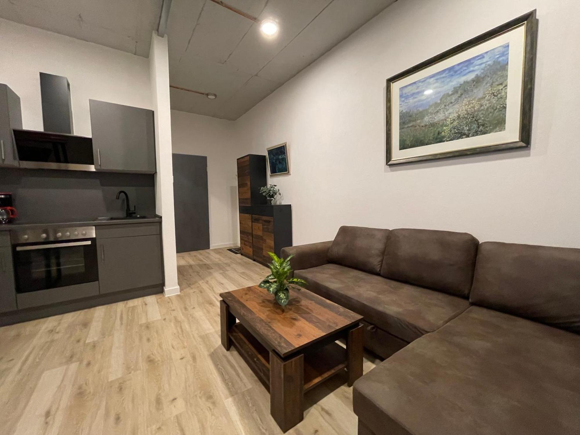 Wunderschoenes Apartment Am Schloessle Zentrum プフォルツハイム エクステリア 写真