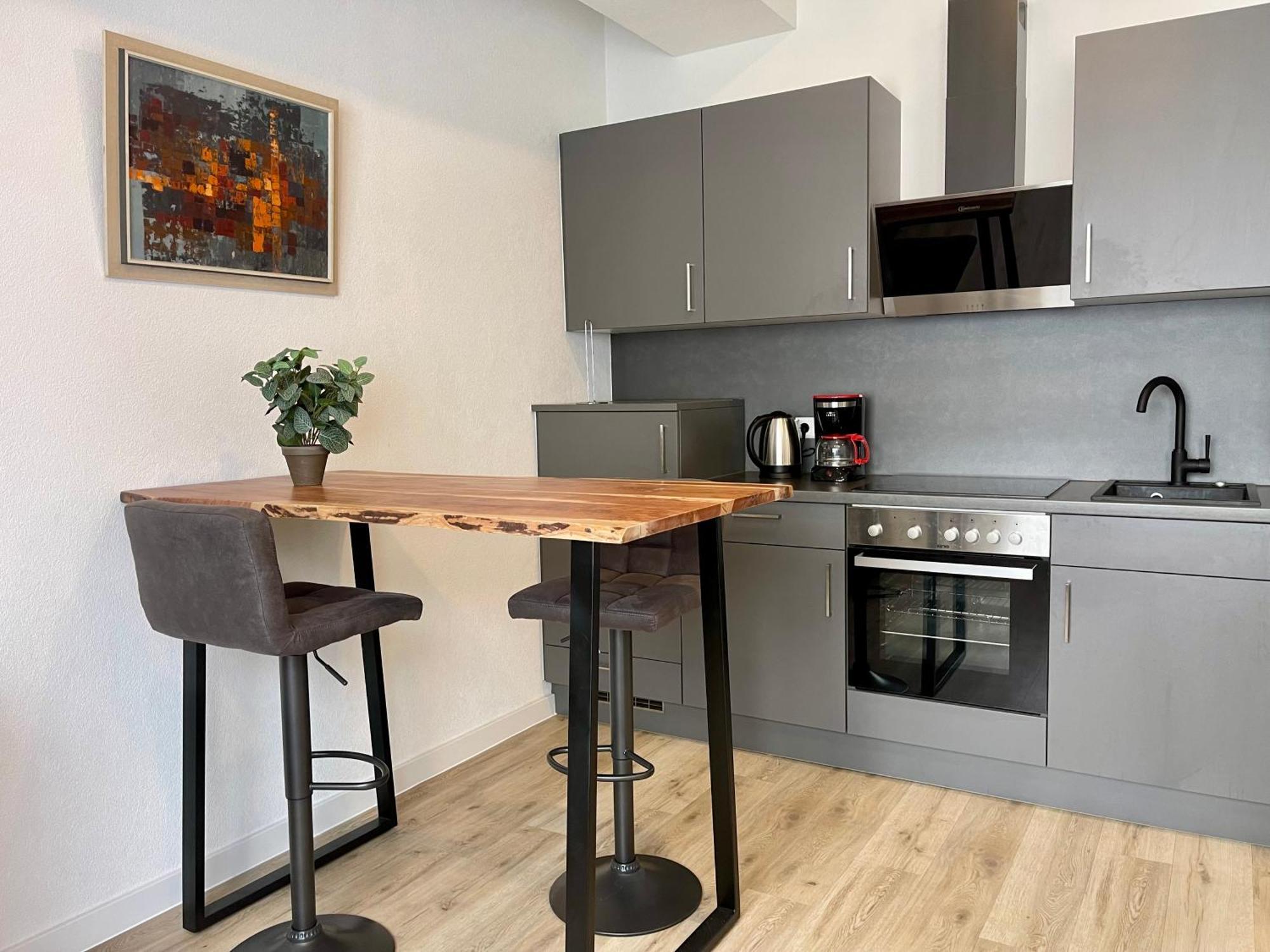Wunderschoenes Apartment Am Schloessle Zentrum プフォルツハイム エクステリア 写真