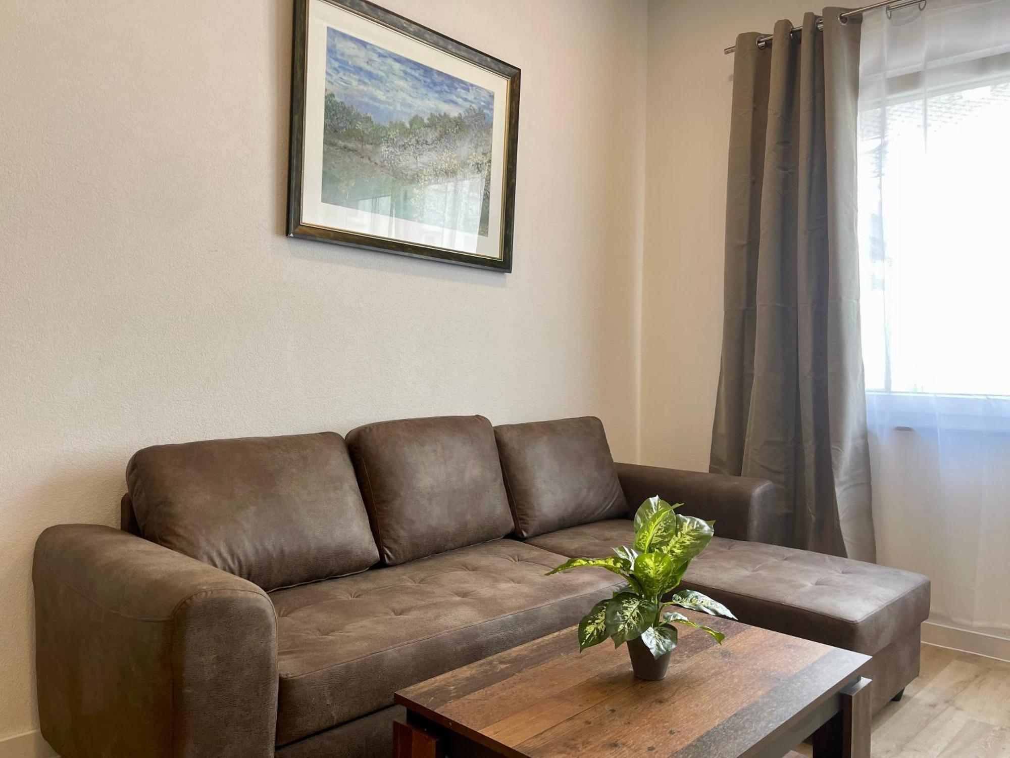 Wunderschoenes Apartment Am Schloessle Zentrum プフォルツハイム エクステリア 写真